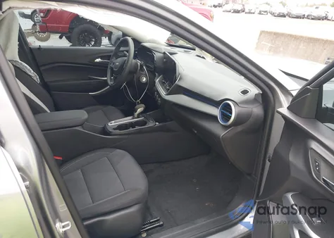 2025 Chevrolet Trax Fwd Ls from USA, damaged, VIN KL77LFEP9SC337697